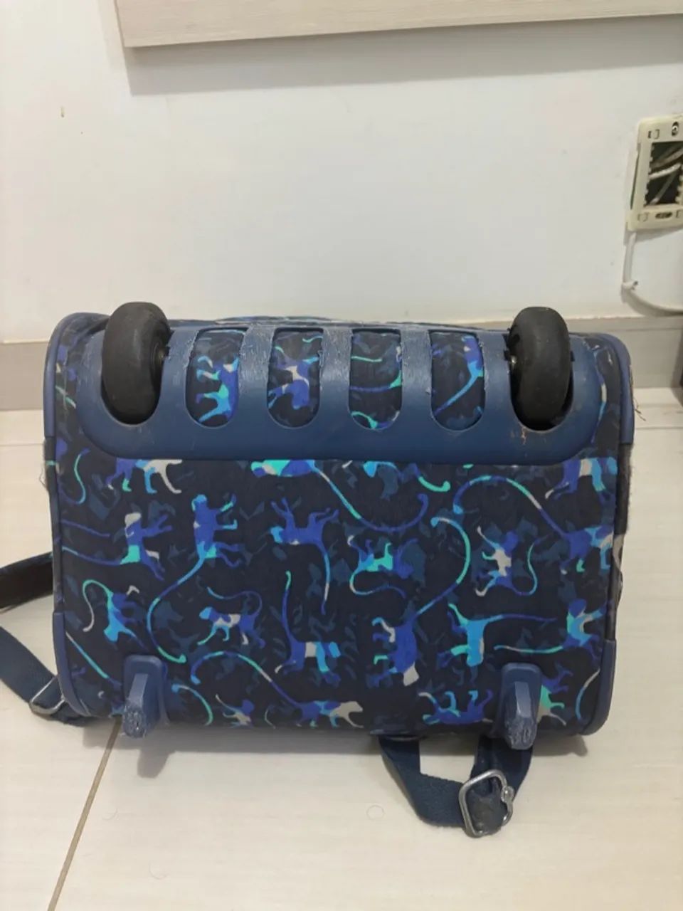 Mochila de rodinhas infantil Kipling - Foto 4