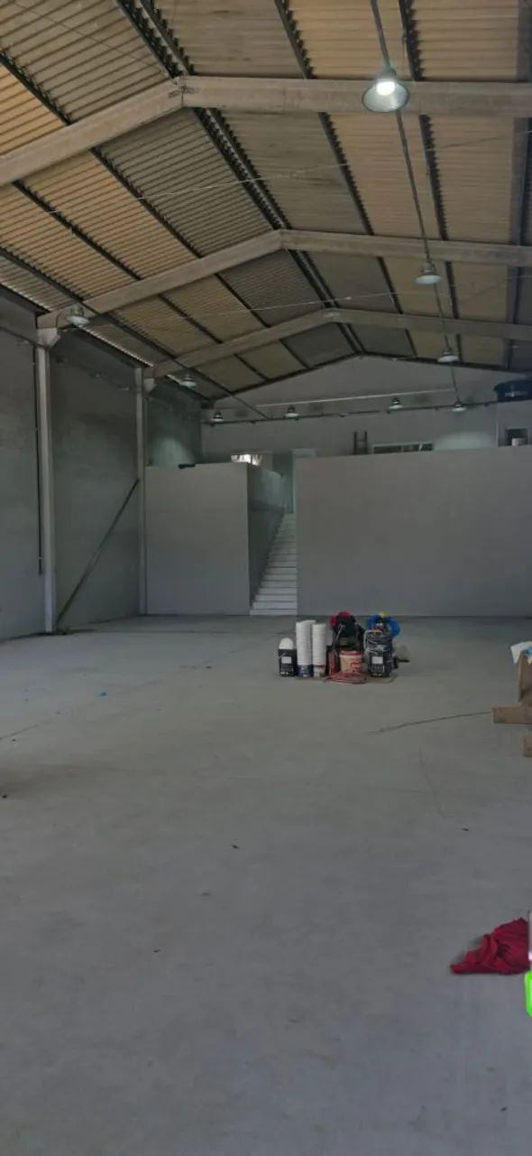 ALUGO BARRACÃO NOVO COM 300M2 - Foto 3