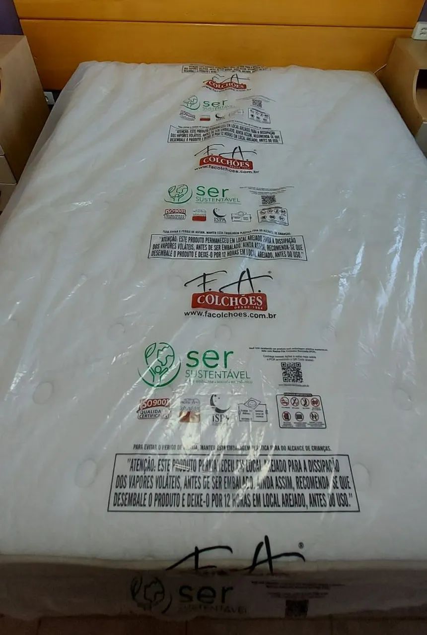 Colchão Queen F.A. Colchões - Dupla Face com Pillow Top - Impecável