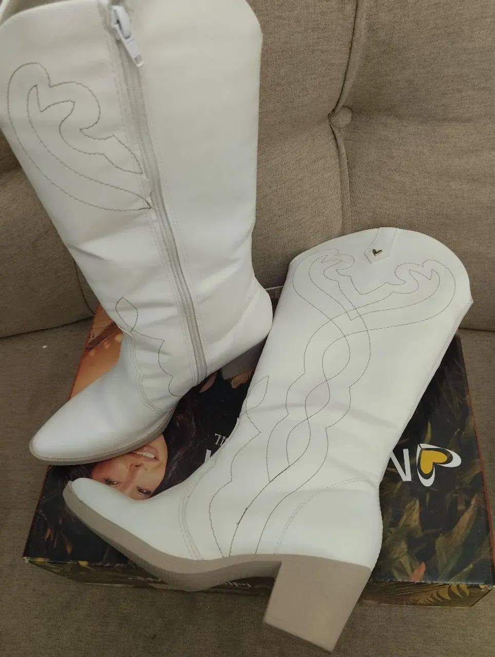 Bota feminina  - Foto 2