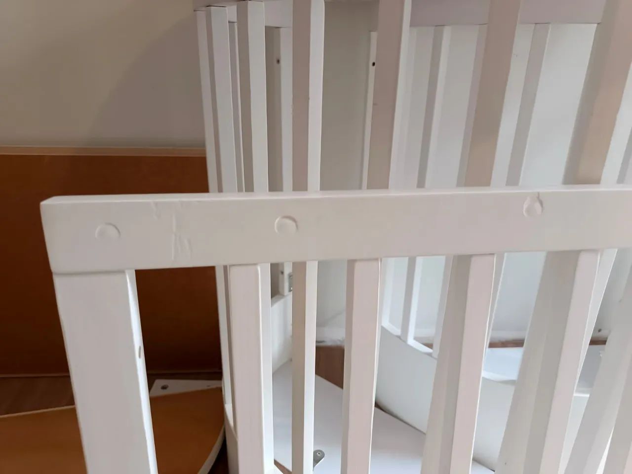 Conjunto completo - berço evolutivo Wave Divicar + cômoda + trocador + colchões + lençóis  - Foto 4