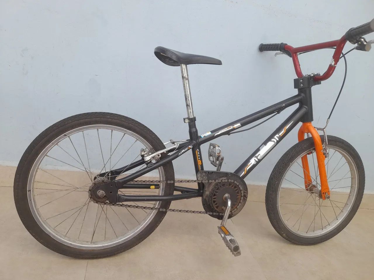Bicicleta infantil aro 20. 