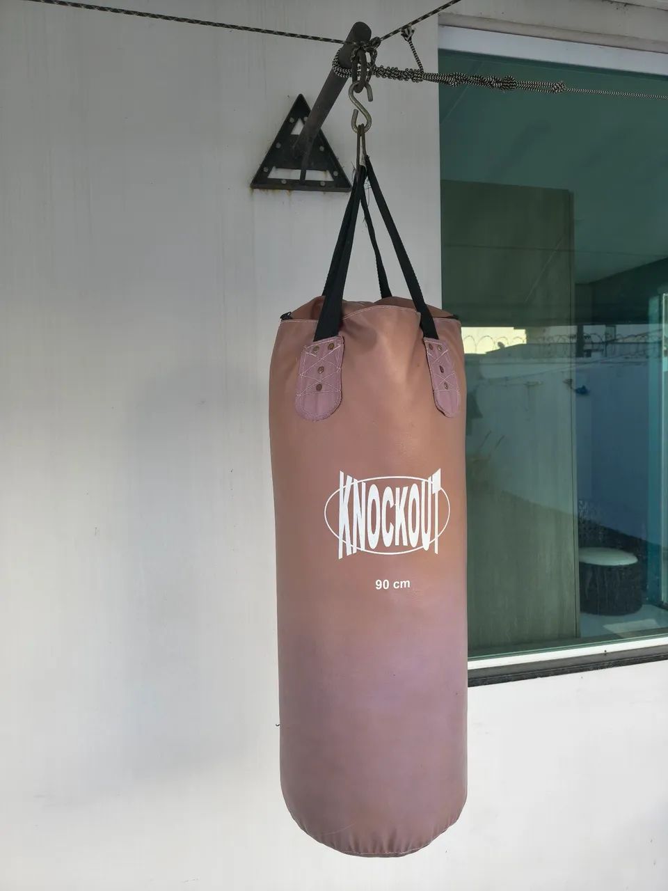 SACO DE BOXE COM SUPORTE 90CM