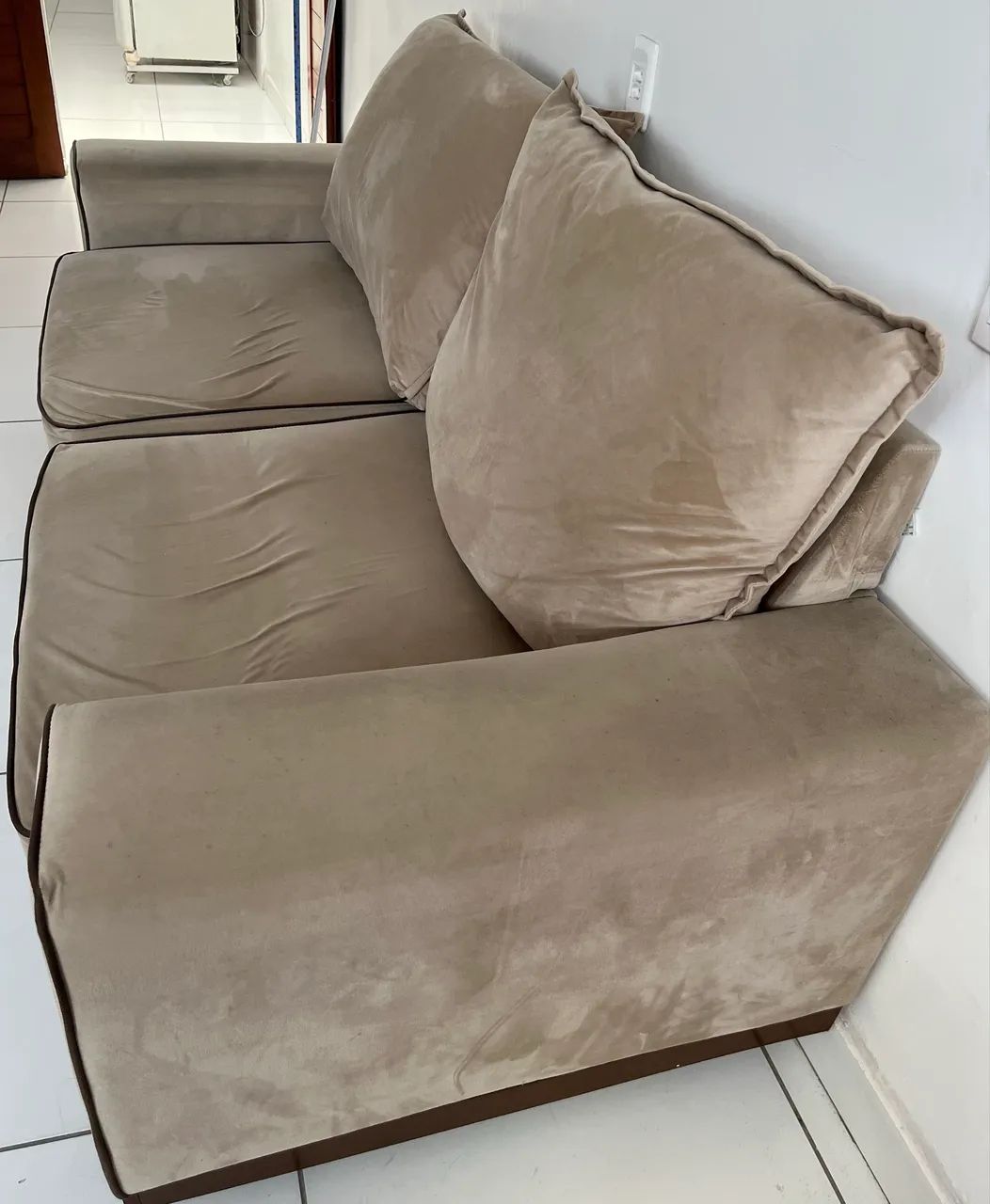 Sofá 3 lugares de veludo  - Foto 5