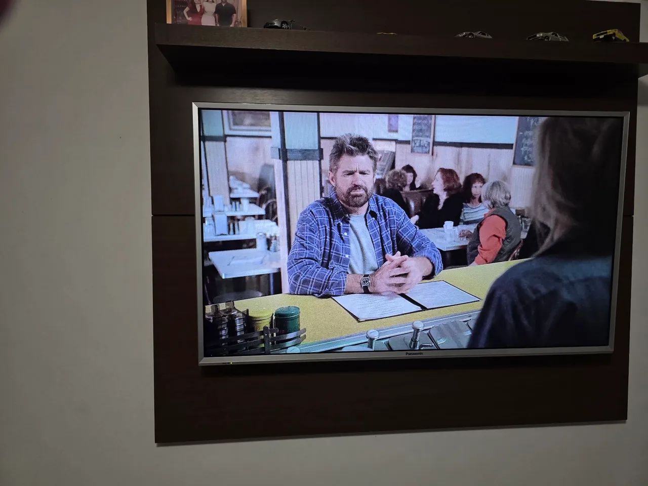 Smart tv panasonic 43" defeito na tela - Foto 2