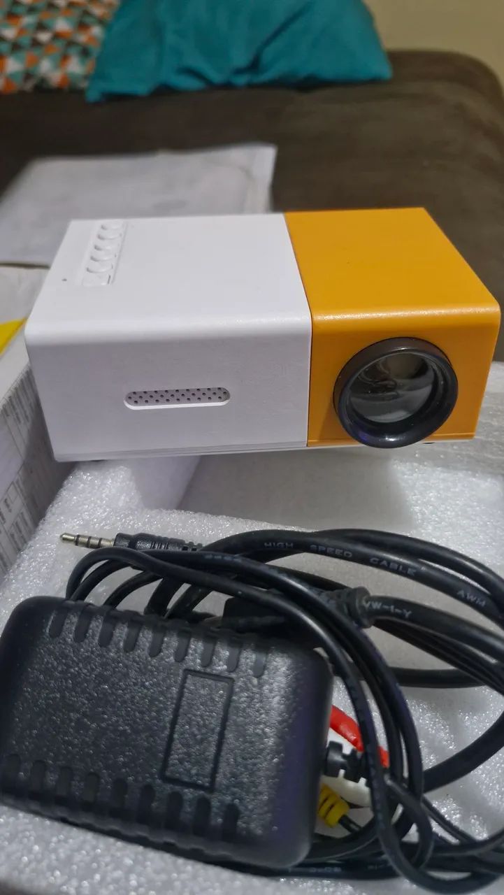 Mini projetor LED.