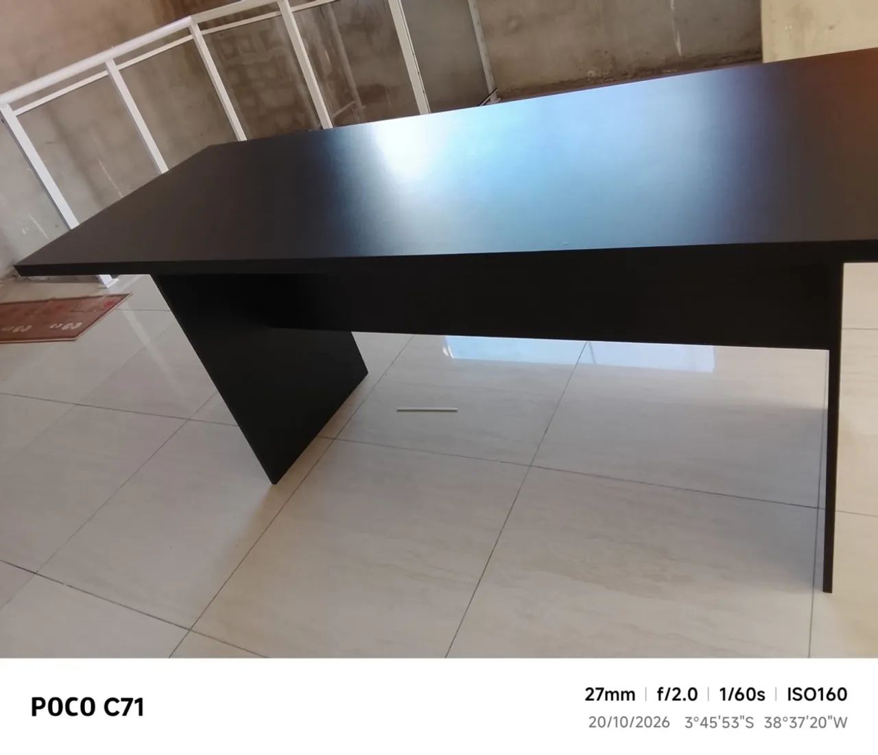 Mesa para reunião 