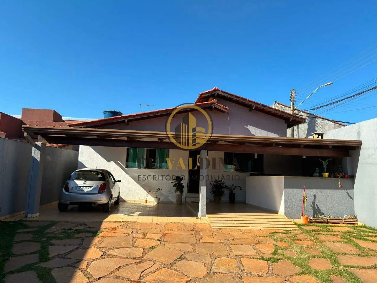 EXCELENTE CASA CONDOMINIO GRANVILLE