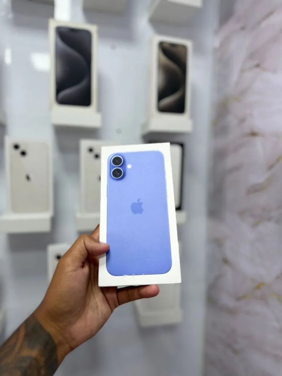 IPHONE 16 PLUS 128GB NOVO<br>R$ 5.099,00