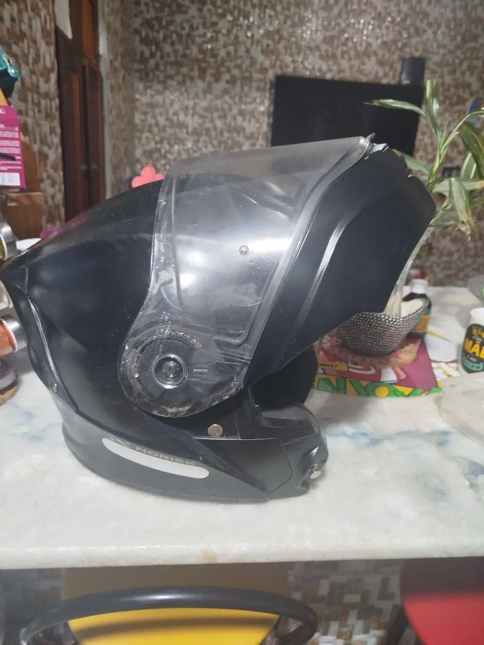 Capacete Norisk Com óculos e escamoteável - Foto 2