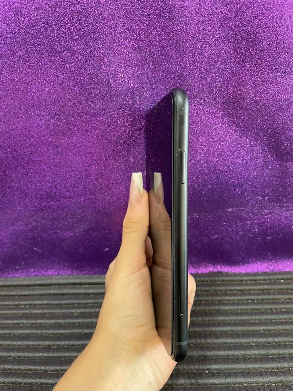 IPHONE XR  - Foto 2