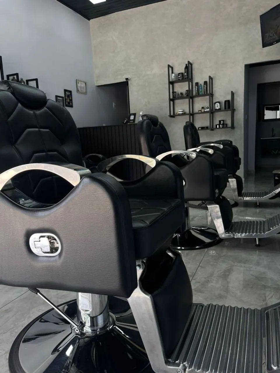 Passo o Ponto: Barbearia Montada e Bem localizada na Zona Leste  - Foto 2