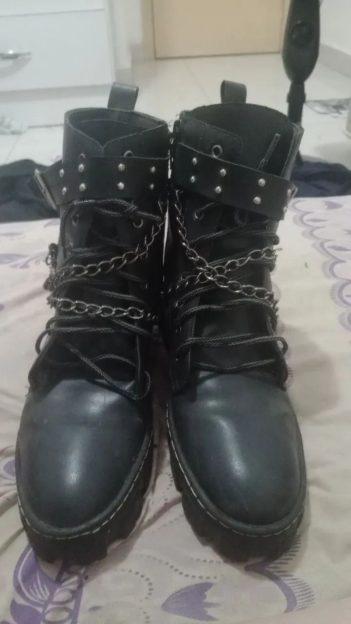 Coturno preto
