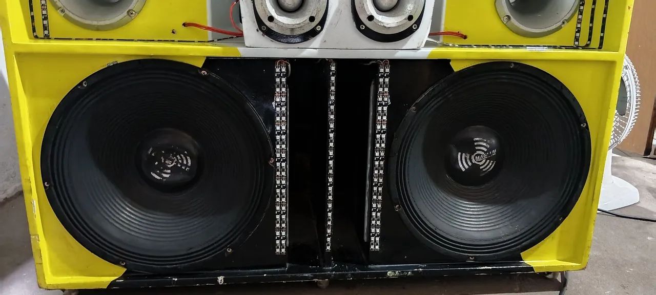 Vendo dois Alto falante de 15 polegadas da magnus de 500 rms - Foto 3