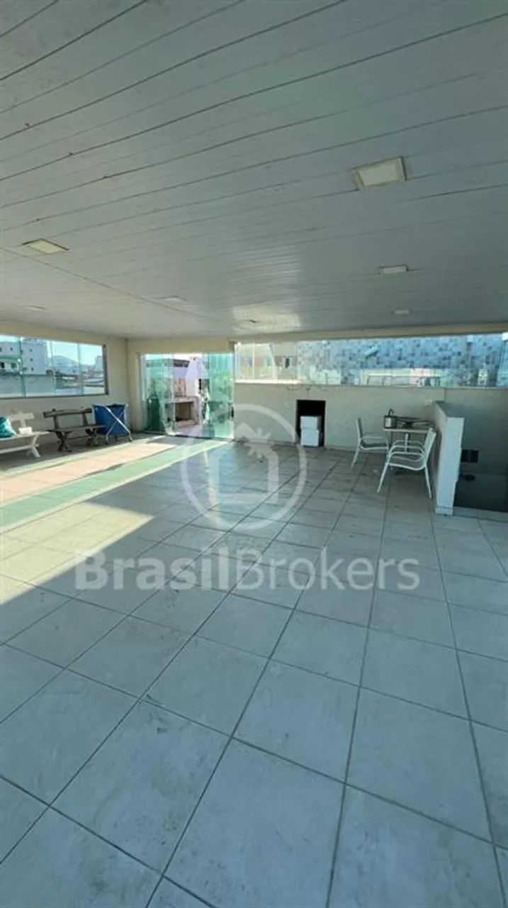 Prédio com um galpão, uma casa com terraço, uma Kitnet e uma loja em Ramos - Foto 5