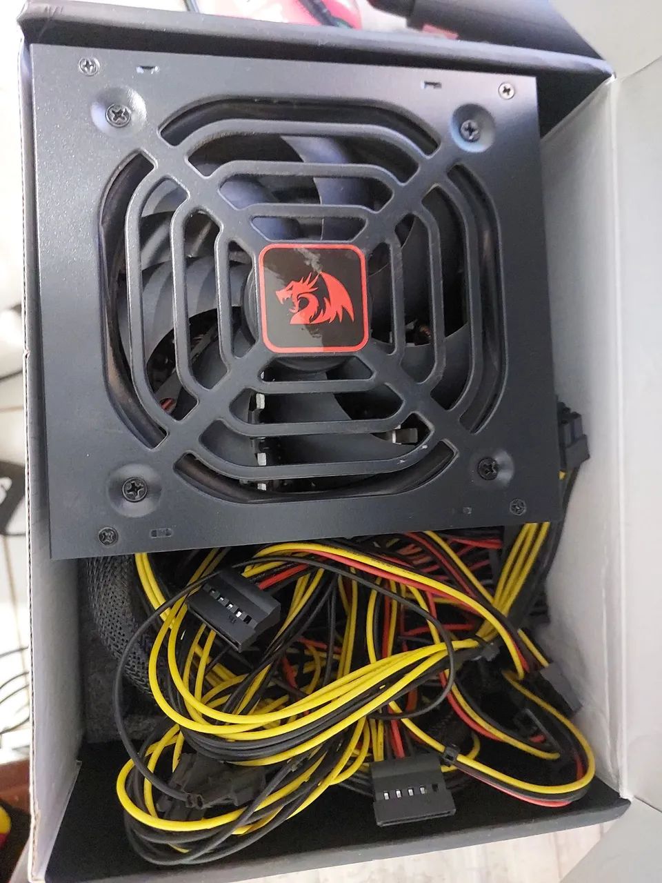 Fonte Redragon RGPS-400W