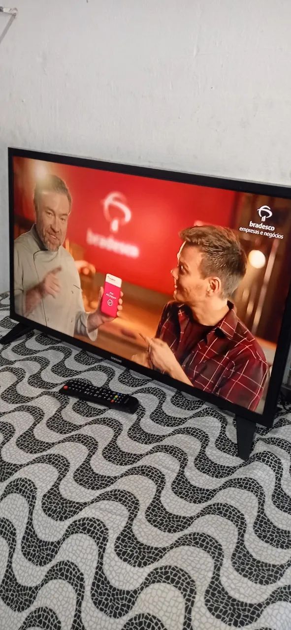 Tv 32 sansung esmart led - Foto 3