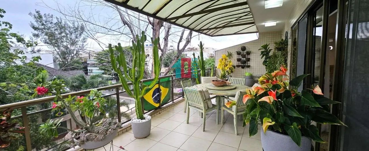 Recreio dos Bandeirantes | Apartamento 3 quartos, sendo 3 suites