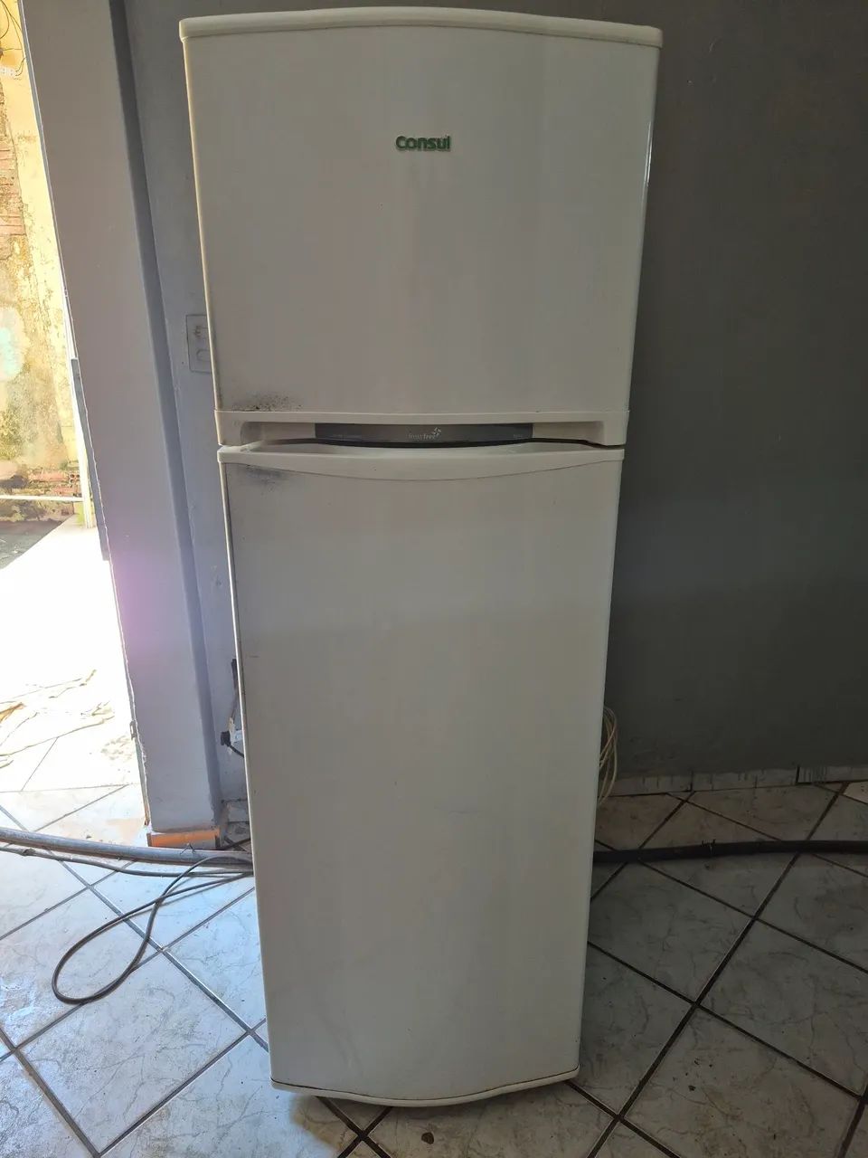 Vendo geladeira  - Foto 4