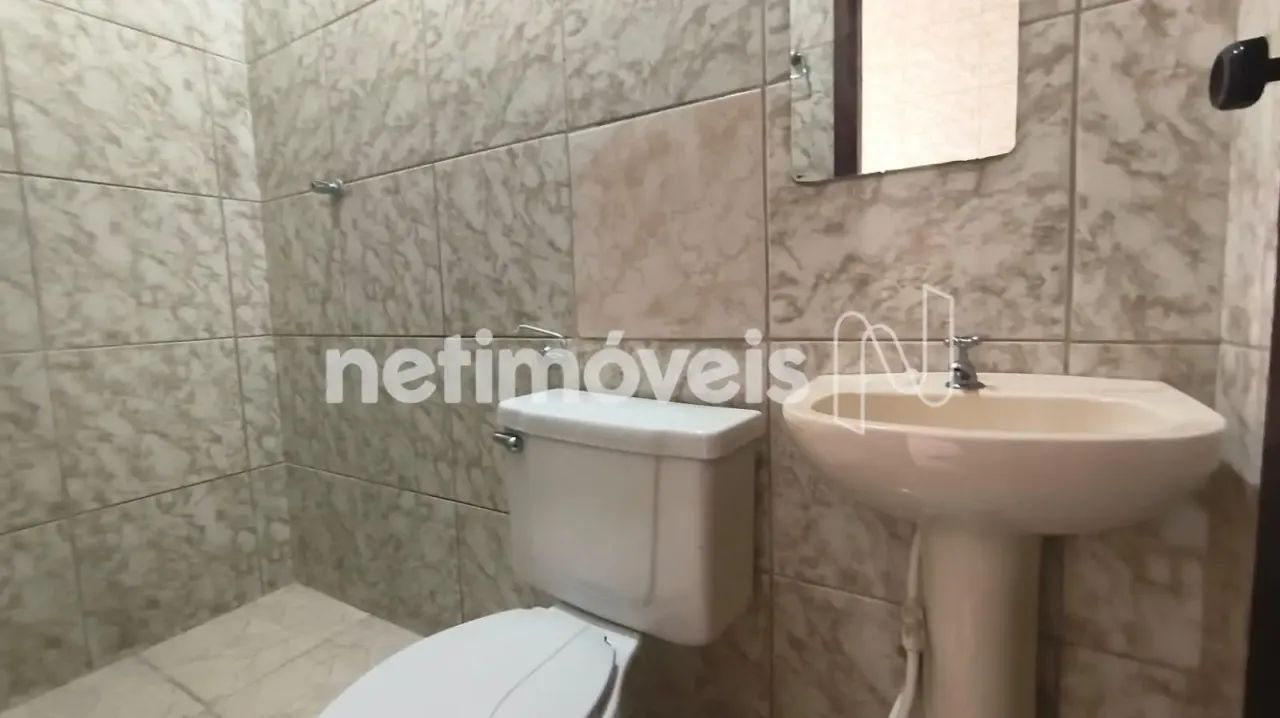 Casa 2 Quartos com garagem livre, coberta e demarcada. - Foto 4
