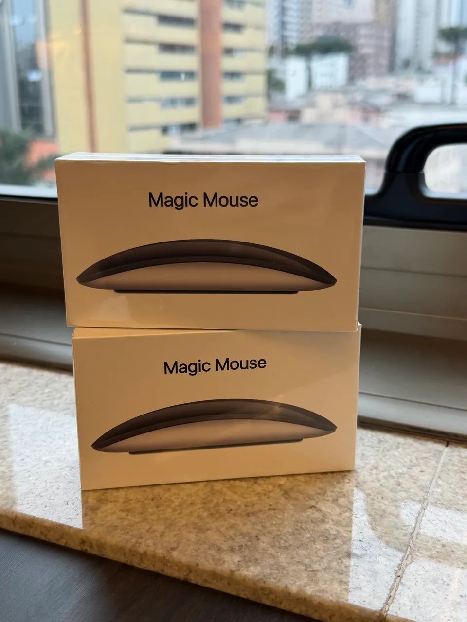 Magic Mouse 2 Black - NOVO LACRADO - LOJA FÍSICA - Periféricos e
