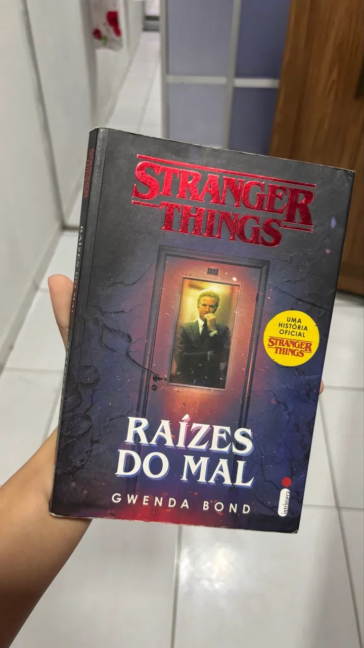 LIVRO STRANGER THINGS RAIZES DO MAL 