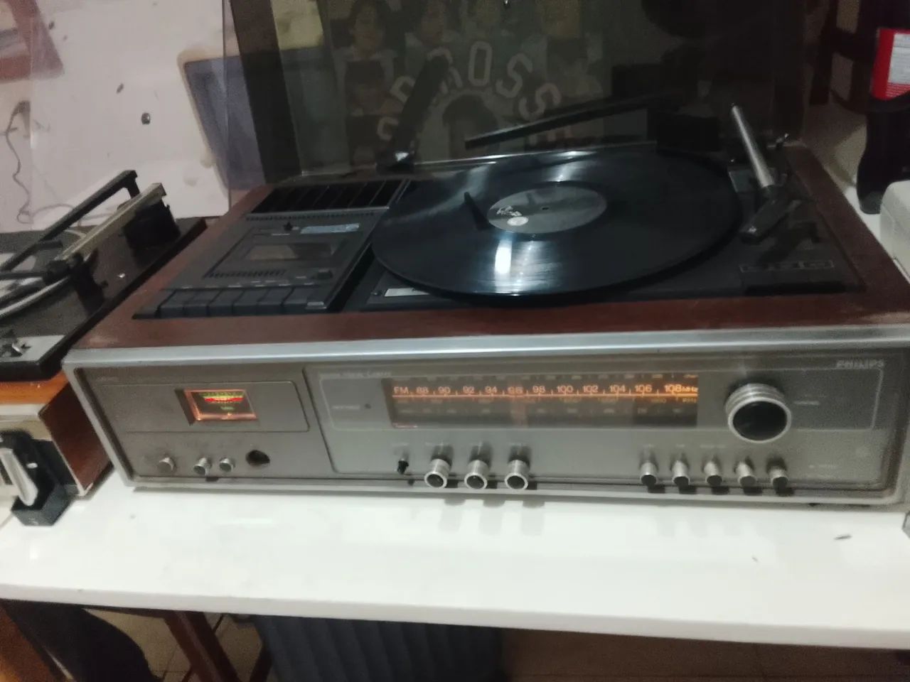  Lote 2 Rádio/vitrola Philips  - Foto 5