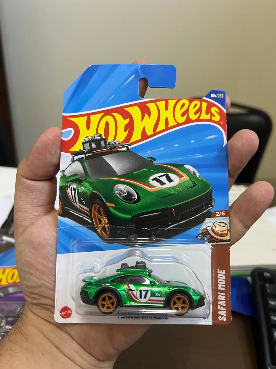 Dupla Main Line + STH Hot Wheels Porsche 911 Rallye - Hobbies e