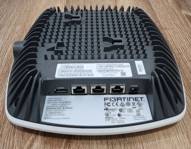 Access Point Fortinet FortiAP 421E - Foto 5