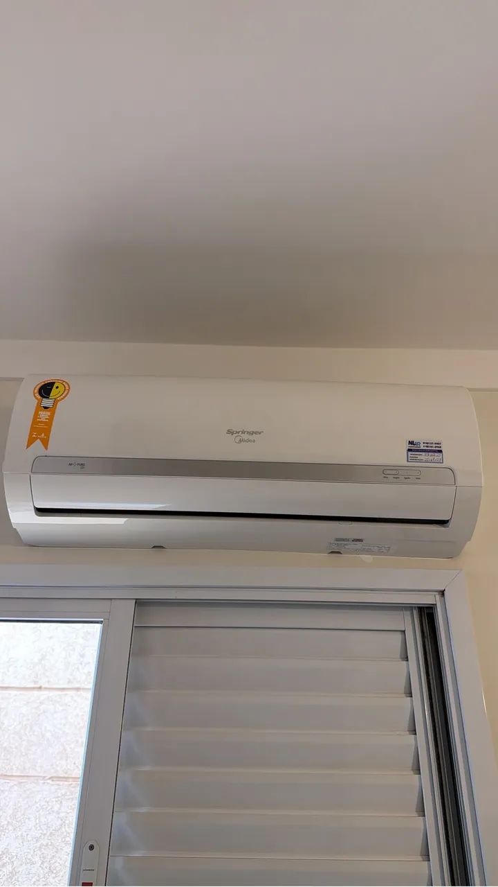 Ar Condicionado Springer Midea Split 12000 BTUs