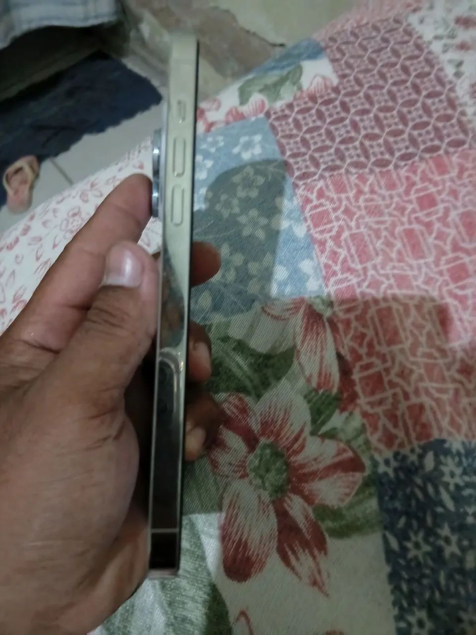 Pra vender logo iPhone 14  pro Max  - Foto 5