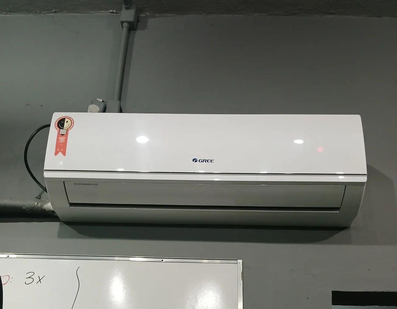 AR CONDICIONADO 18BTUS 