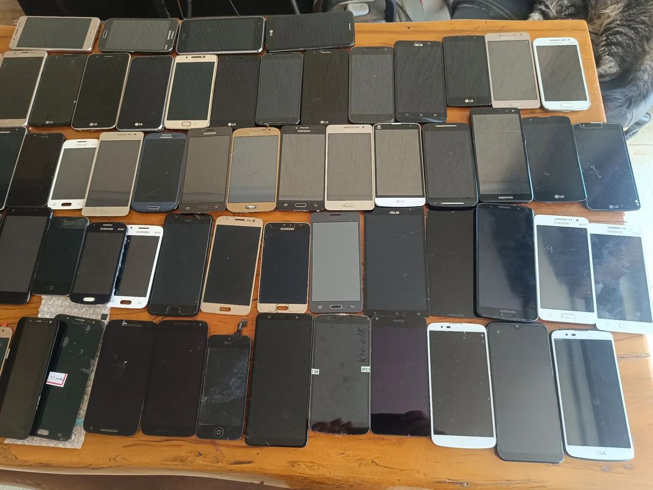 Lote de 88 telas para celulares  - Foto 2