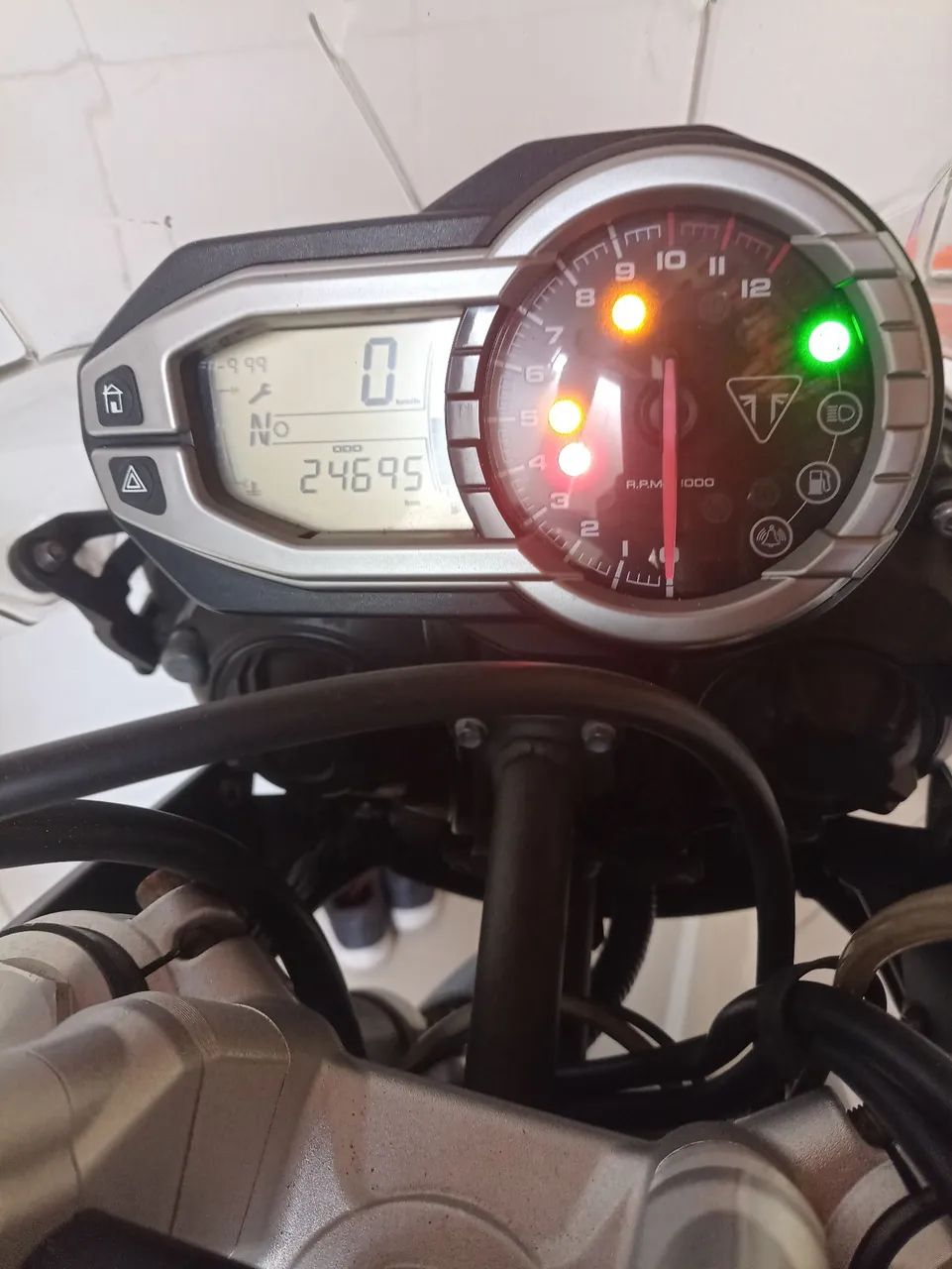 Vendo Triumph Tiger XR 800 - Foto 5