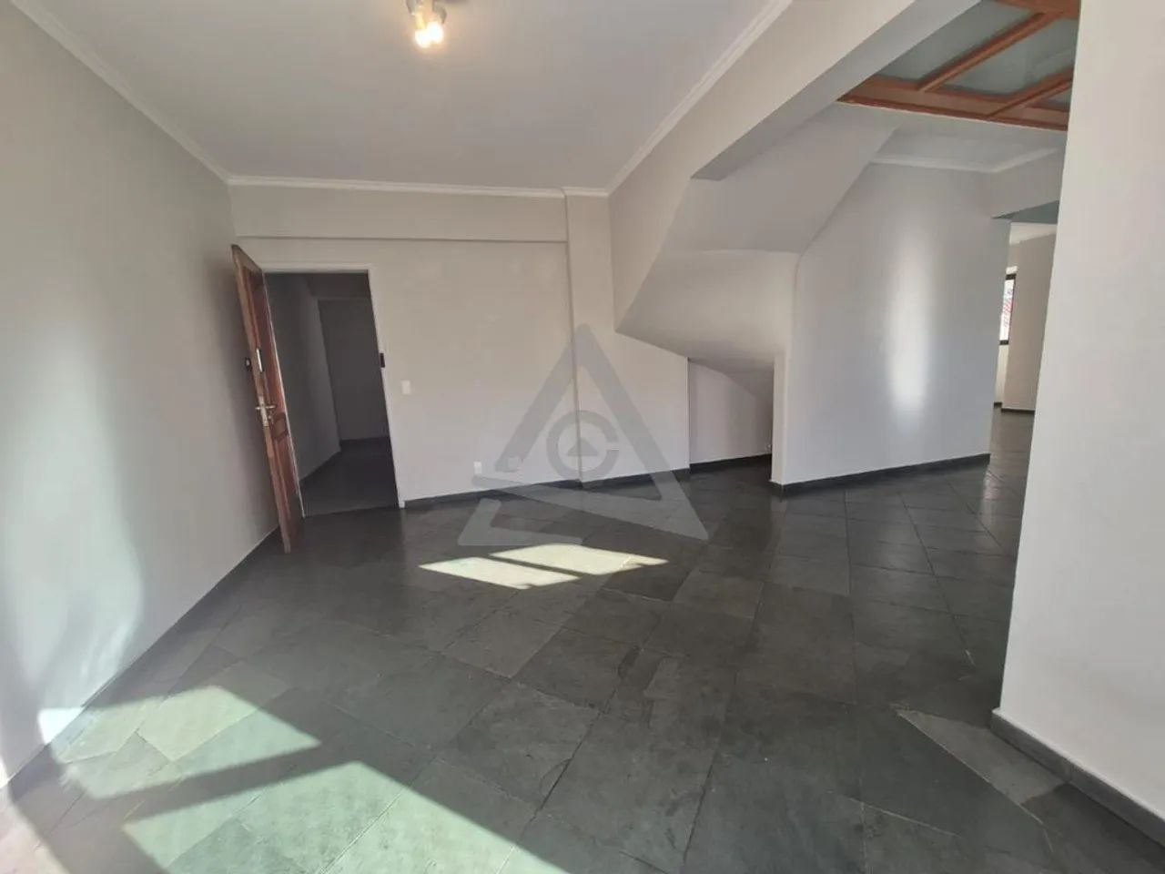 Apartamento Duplex para alugar em Campinas, Cambuí, com 4 quartos, com 200 m², Camaçari