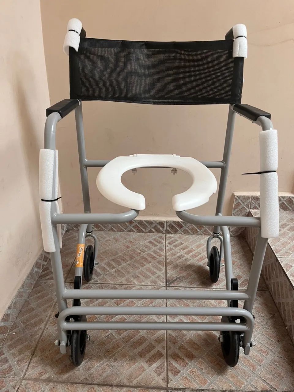 Cadeira de rodas banho