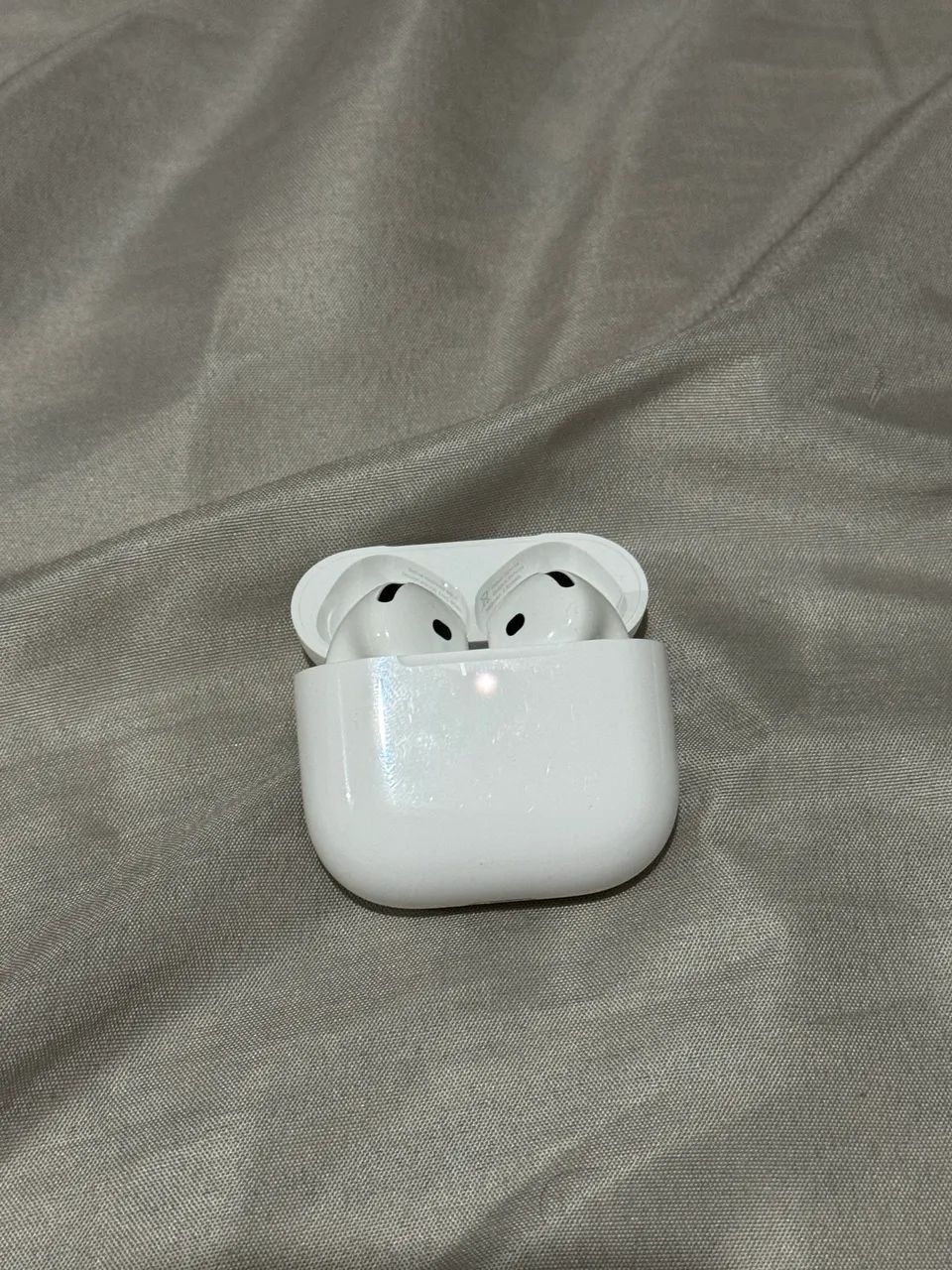 AirPods 4 NOVO