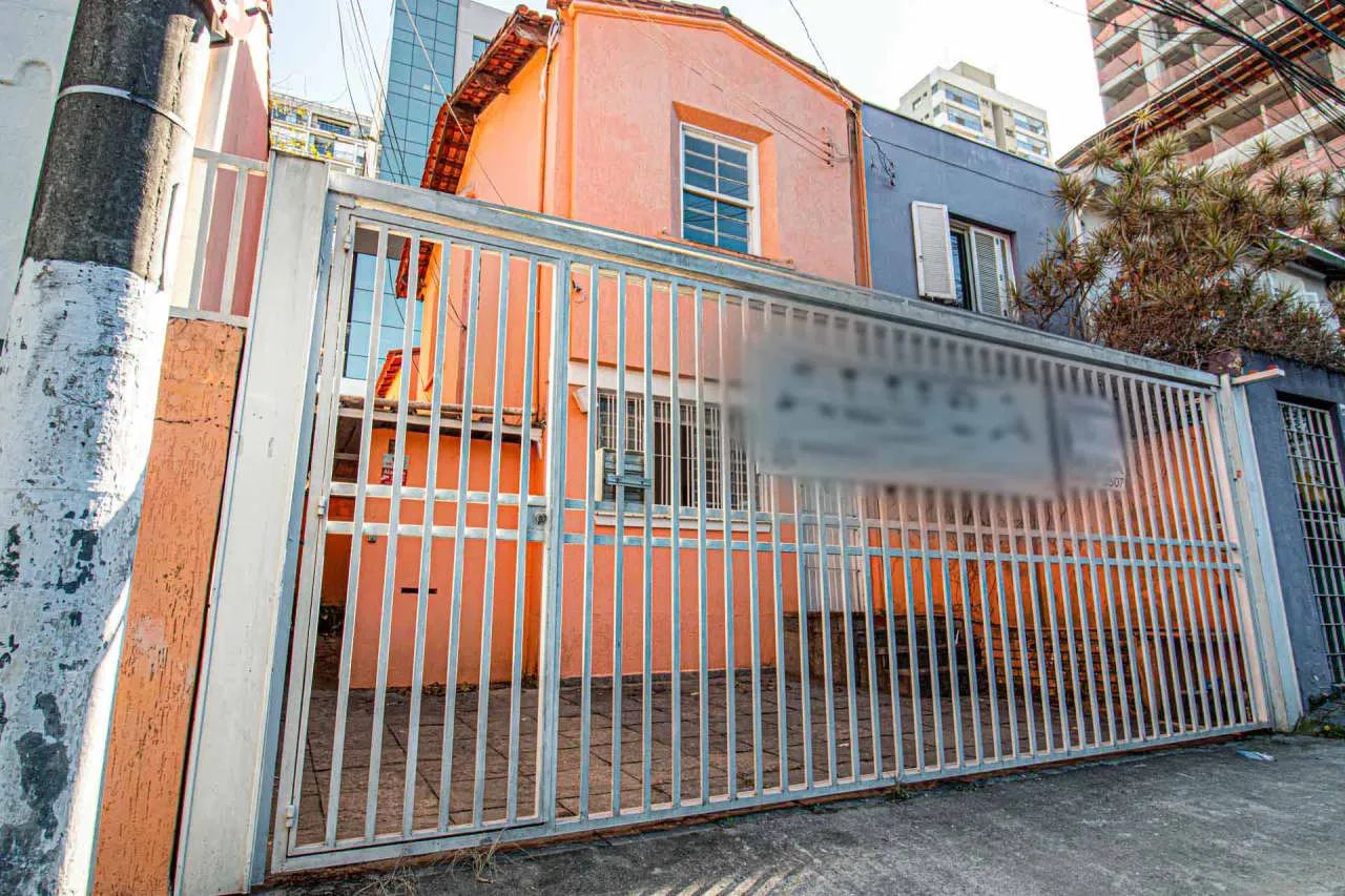 Casa comercial na Rua Professor Rubião Meira, 106  140 m²