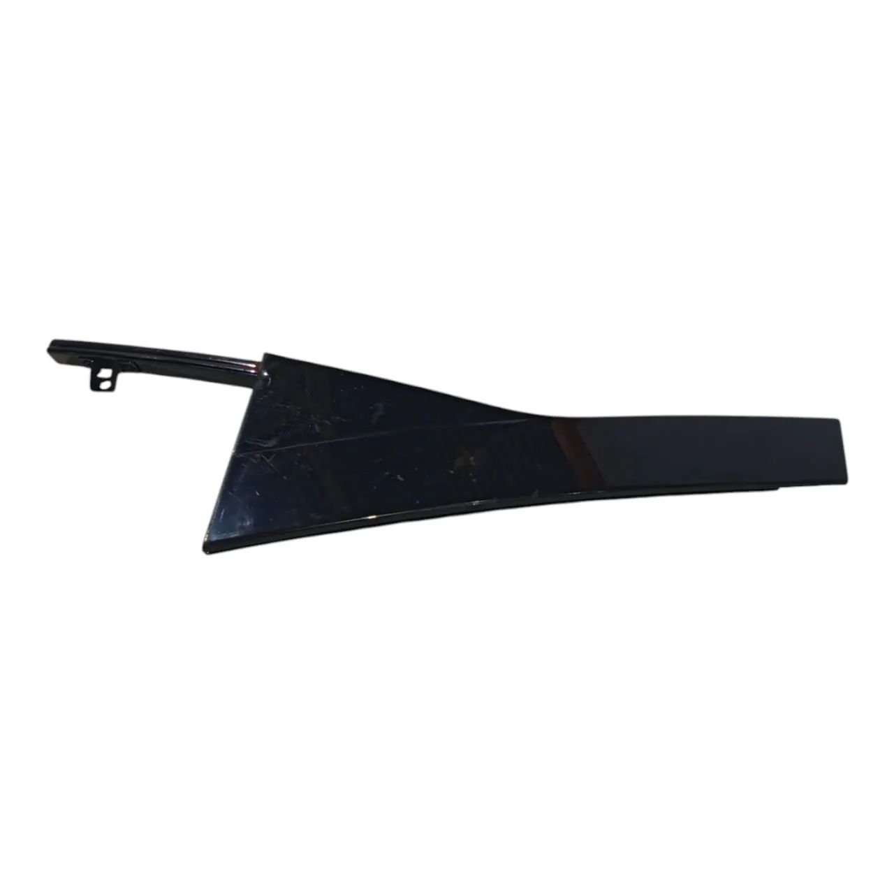 Moldura Externa Porta Tras Esquerda Volvo XC60 2014 a 2017