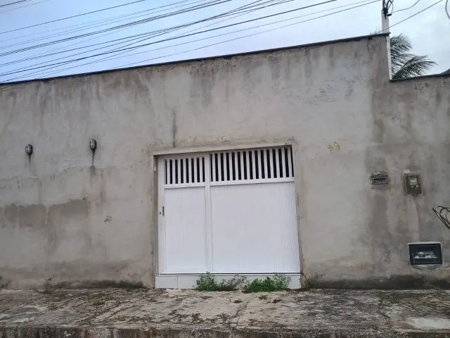 Vende-se casa quitada no conj. Vila Verde I
