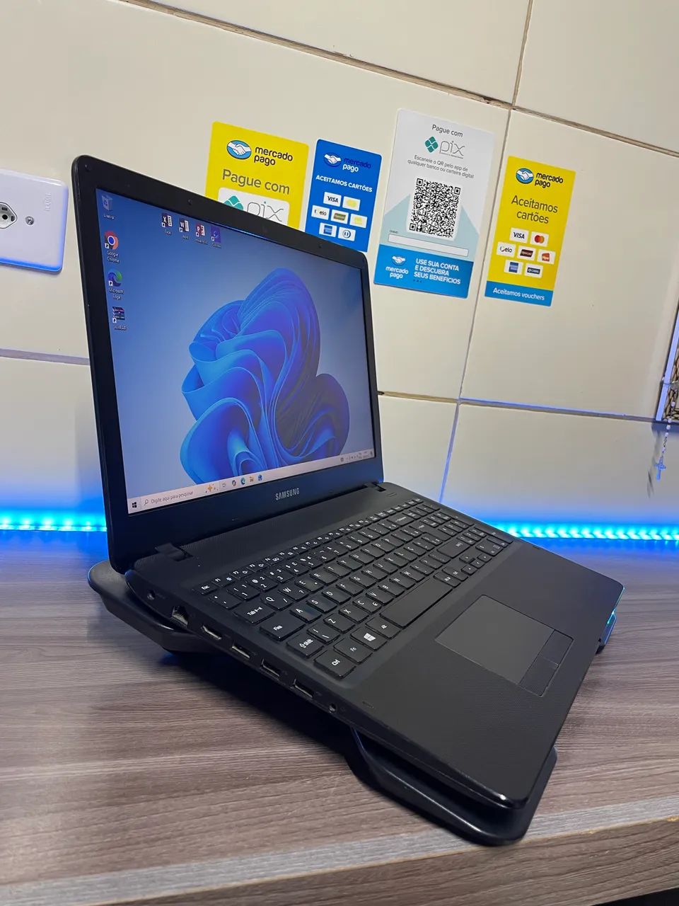 Notebook Samsung i3 / 8GB RAM / 500GB  - Foto 2