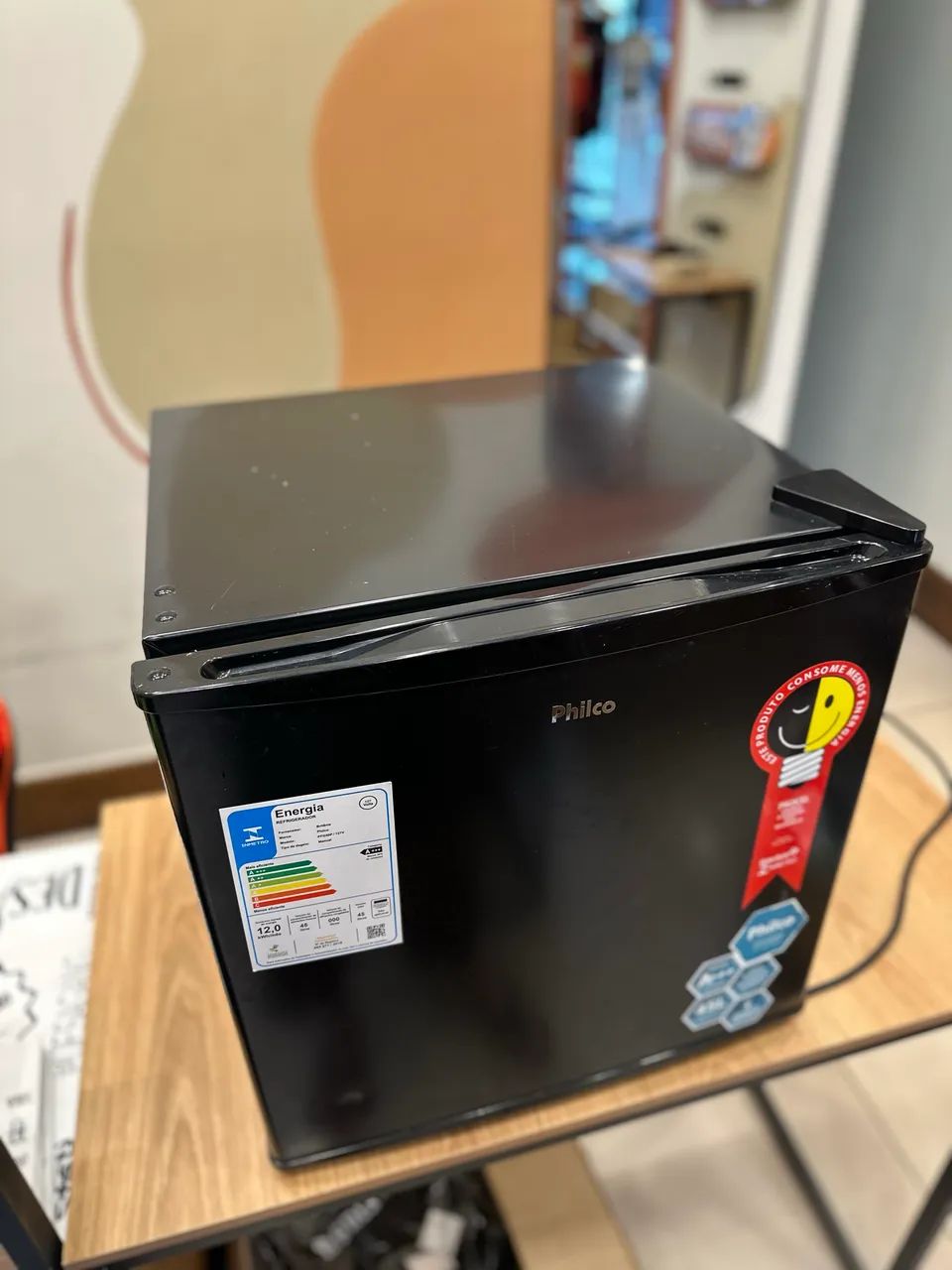 Frigobar Philco sem marcas de uso 