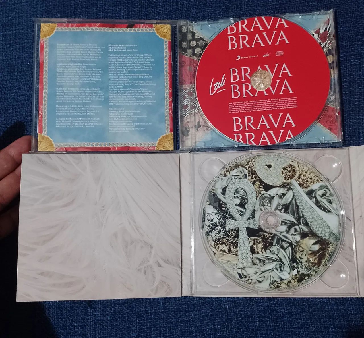 Lali Espósito - Soy + Brava - Foto 3
