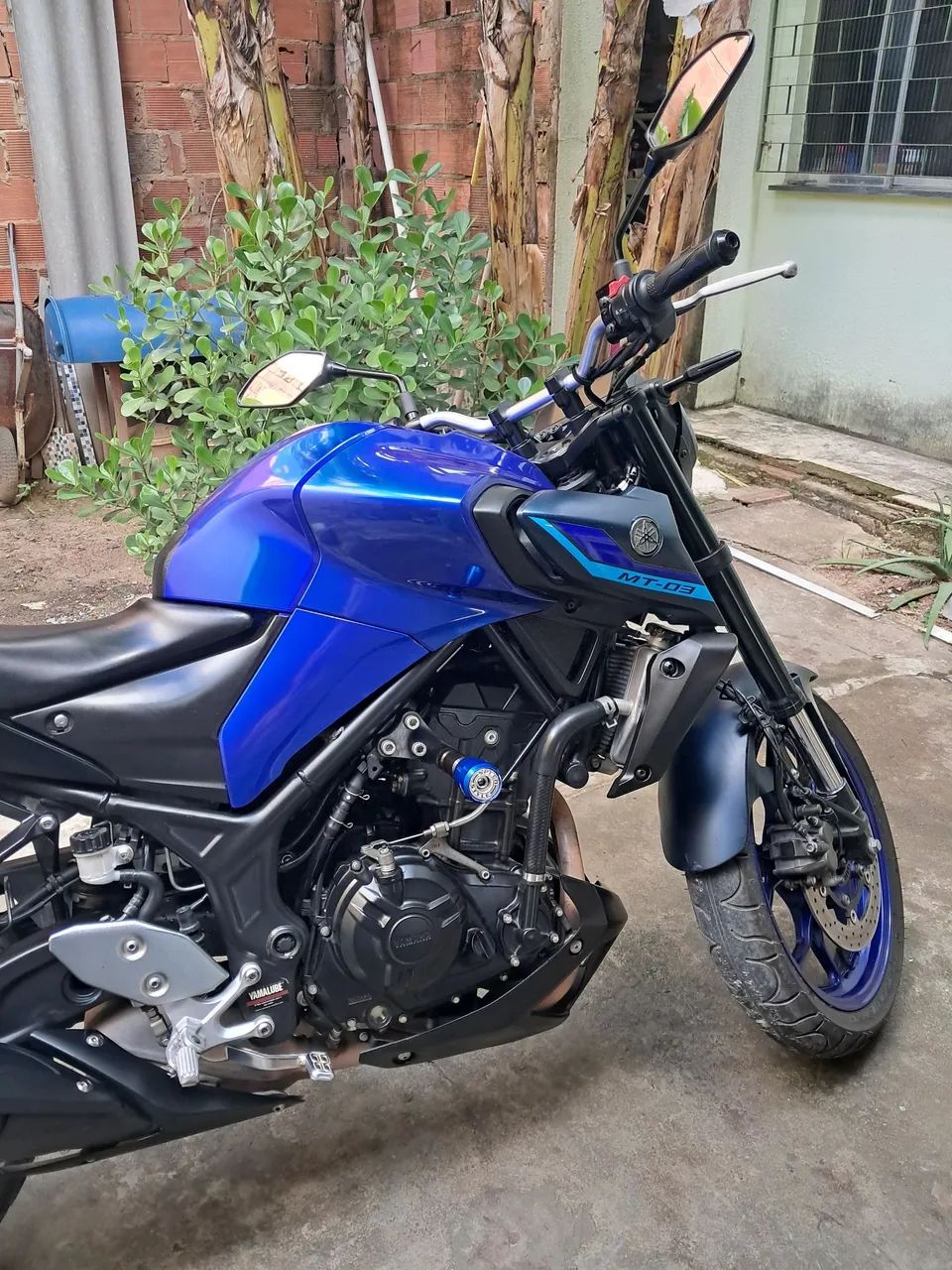 Moto mt 03 2023 - Foto 2