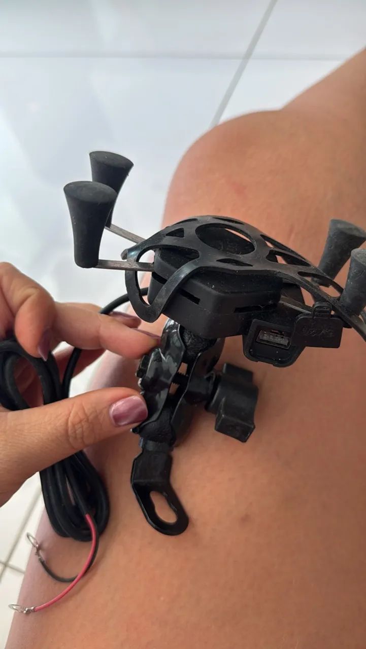 Suporte de celular para moto