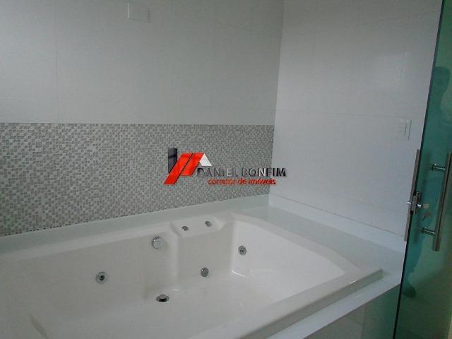 Casa de luxo na ilha com 03 suítes e parte alta do bairro - Foto 11