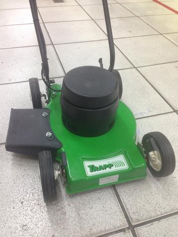 Máquina / carrinho cortar grama 1800 wats TRAPP bivolt - Foto 2