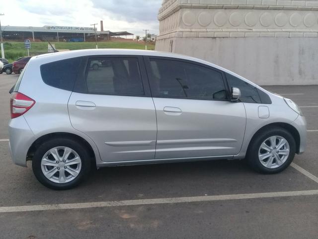 Honda fit muito bem conservado - Foto 11
