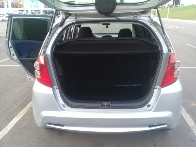 Honda fit muito bem conservado - Foto 10