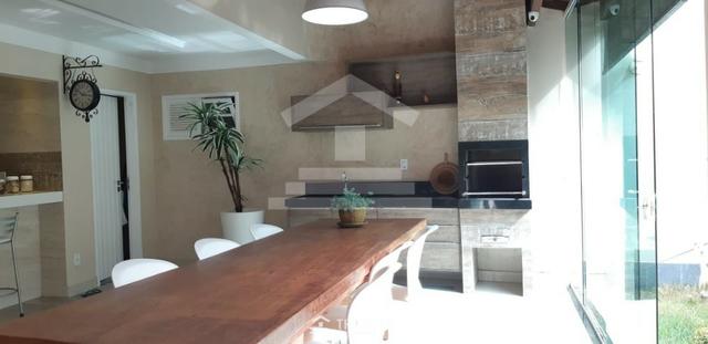 RF - Casa com 04 Suítes // Projetada // Cozinha Gourmet - Foto 2